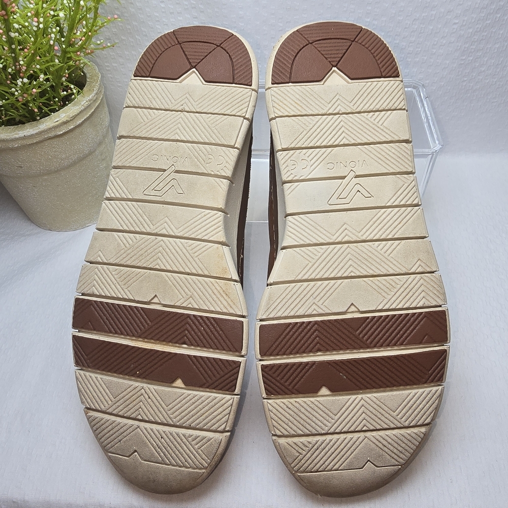Vionic Brown Leather Loafers - Picture 5 of 9